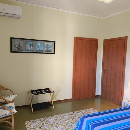 Casa Mar - Elegant Apartment With Pool And Panoramic Terrace In The Heart Of Sorrento Kültér fotó
