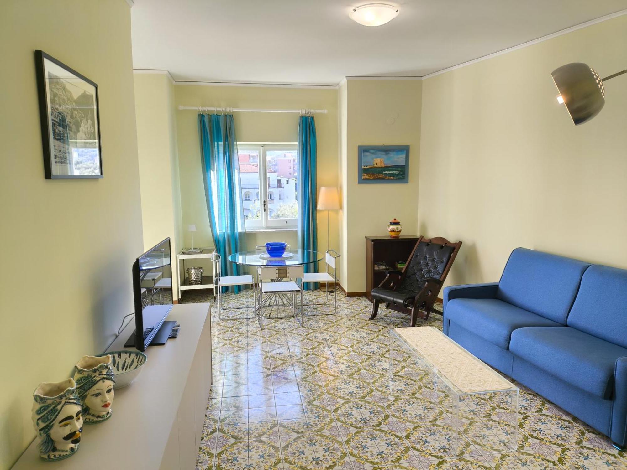 Casa Mar - Elegant Apartment With Pool And Panoramic Terrace In The Heart Of Sorrento Kültér fotó