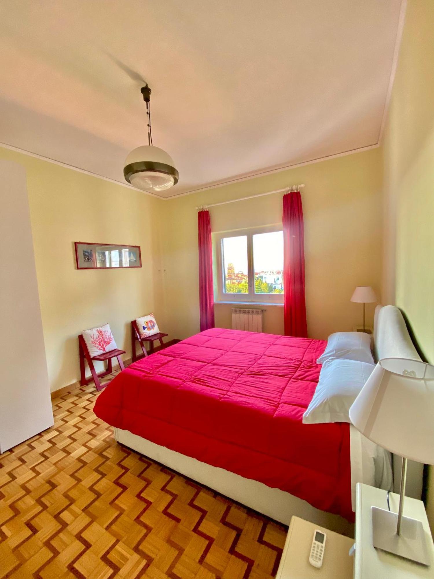 Casa Mar - Elegant Apartment With Pool And Panoramic Terrace In The Heart Of Sorrento Kültér fotó