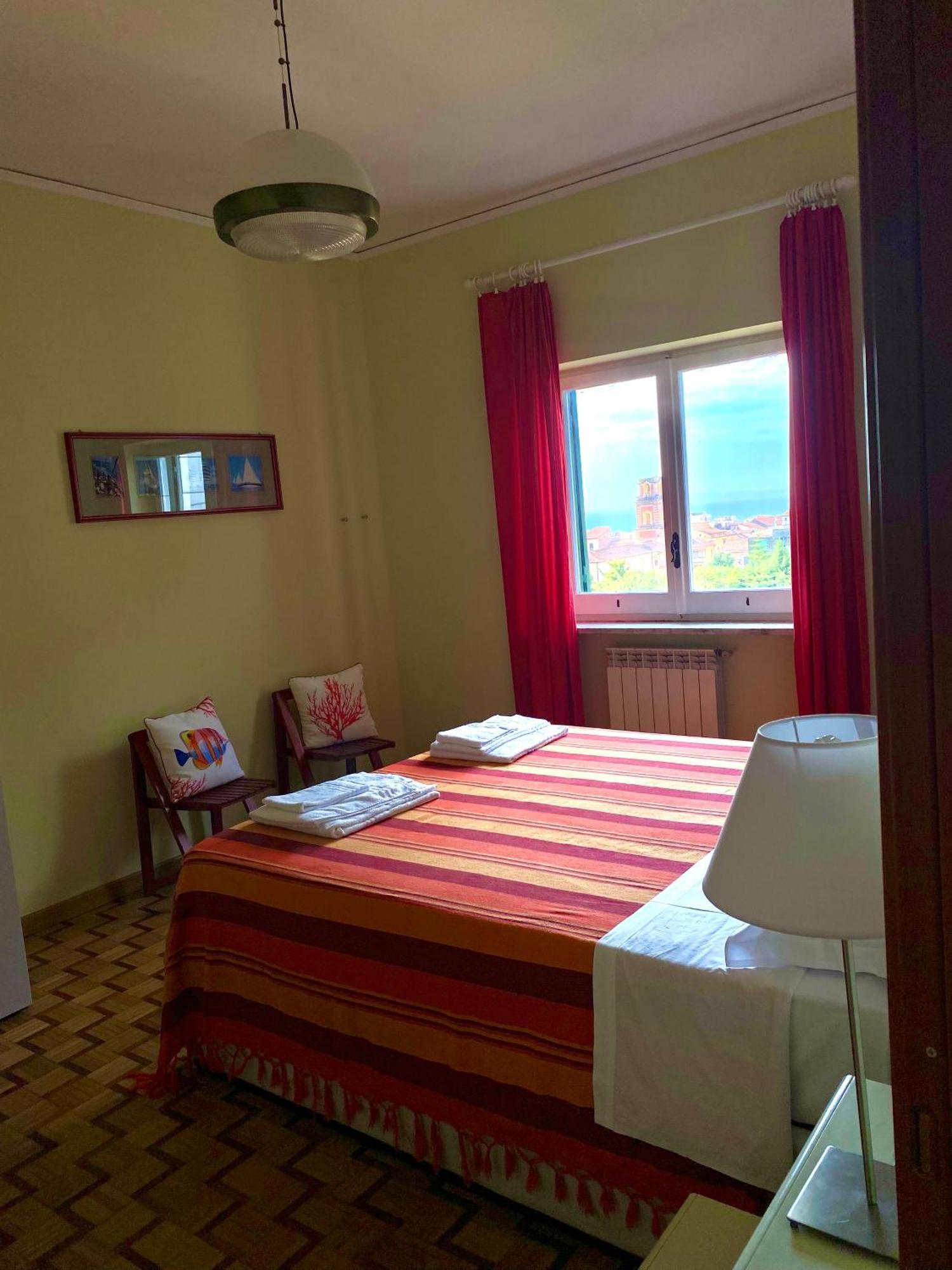 Casa Mar - Elegant Apartment With Pool And Panoramic Terrace In The Heart Of Sorrento Kültér fotó
